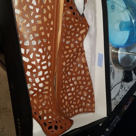 Women heel - Picture 2 of 4